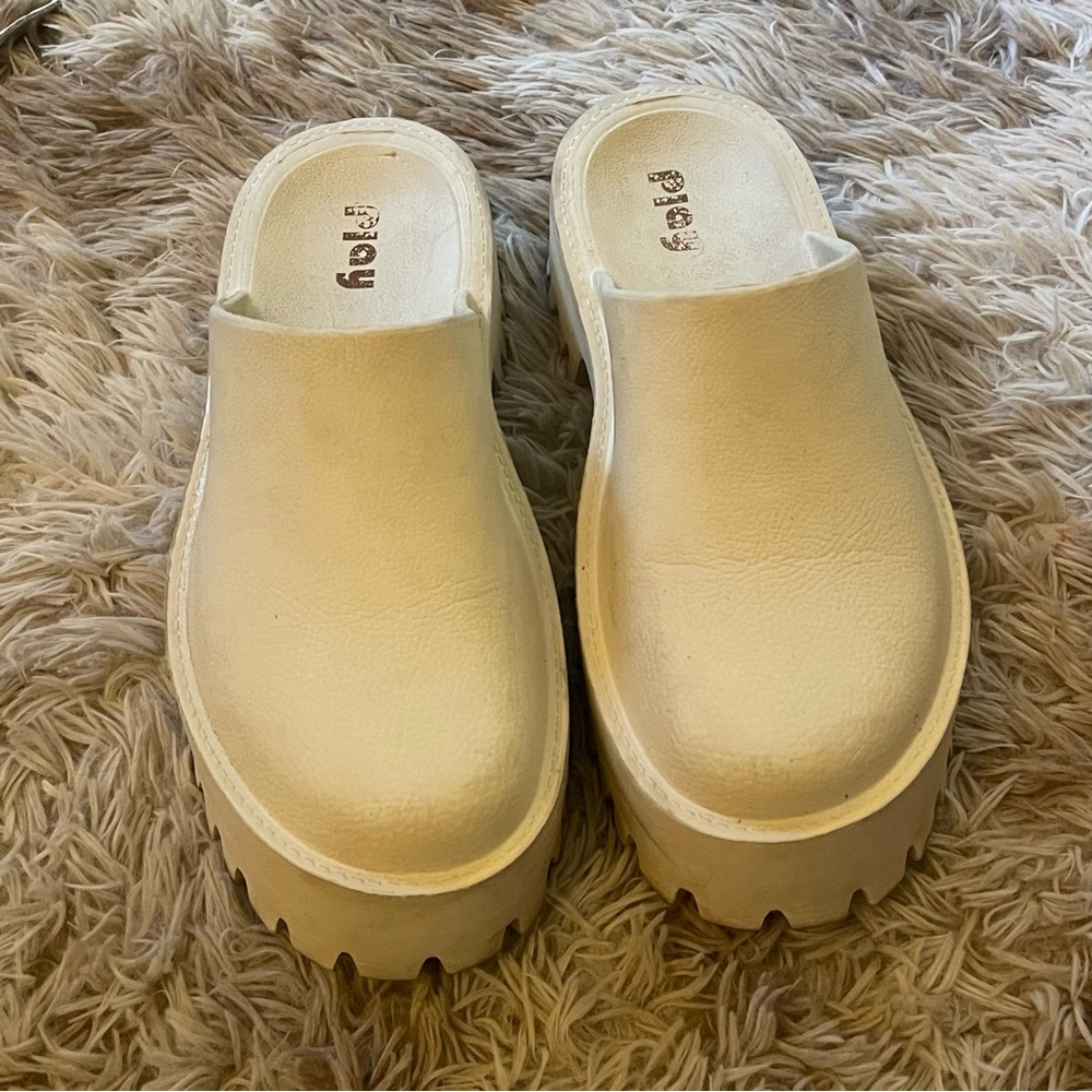 Platform Clogs